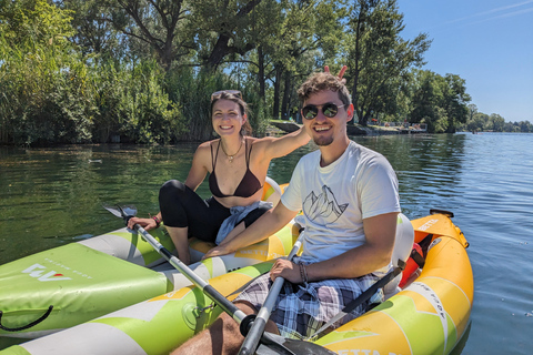 Vienna: Guided Kayaking TourShared Group Kayaking Tour