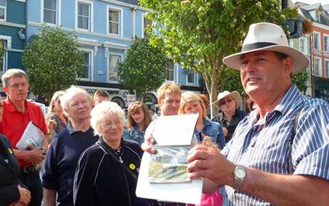 The Titanic Trail: 1-Hour Guided Walking Tour of Cobh