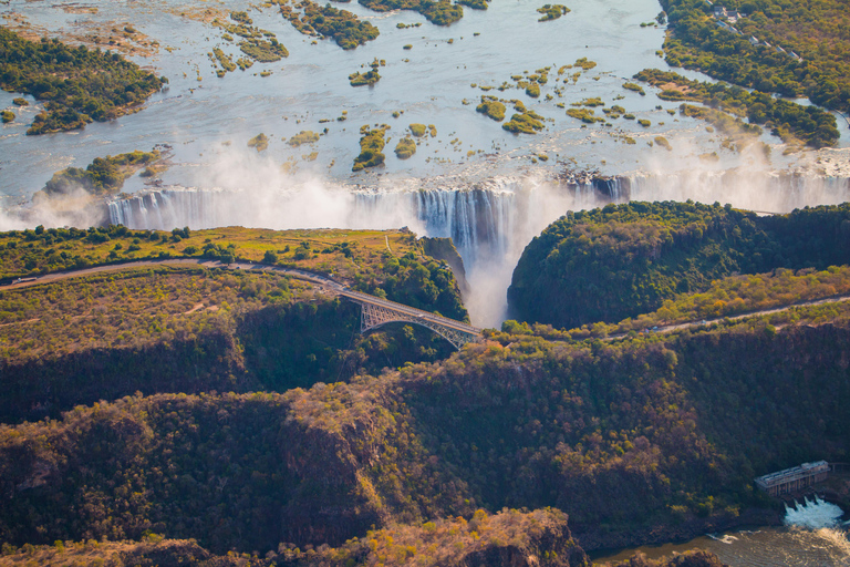 Victoria Falls: 15 minutes Helicopter Flight Over the Falls