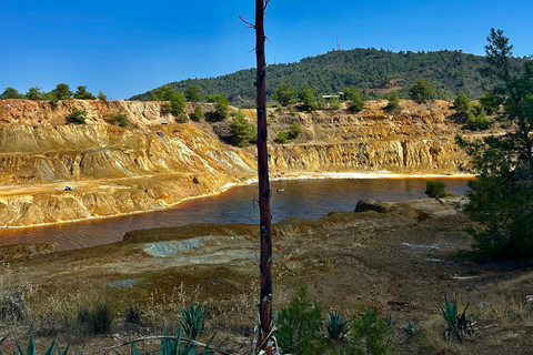 Cyprus: Nature & Lost Places – Mines, Lakes & Colours