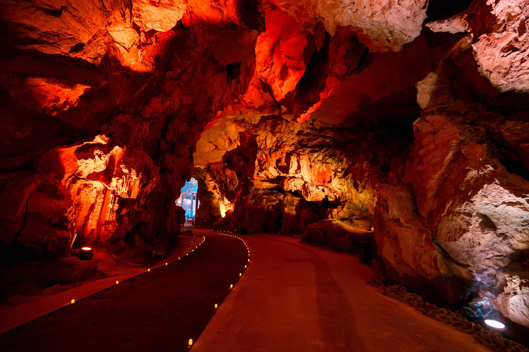 Dragon Pearl Cave Dining & Show Experience