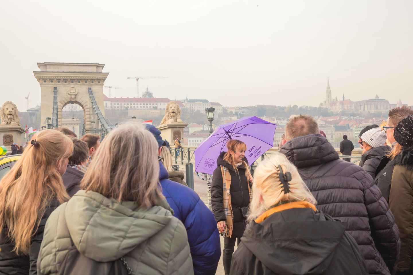 Budapest: Walking Tour to the Shoes Memorial and Parliament