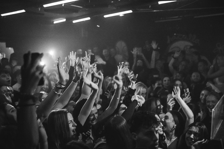 Club hopping through 3 popular Stuttgart clubs with a digital guide Stuttgart NightPass—club hopping through 3 popular clubs with a digital guide