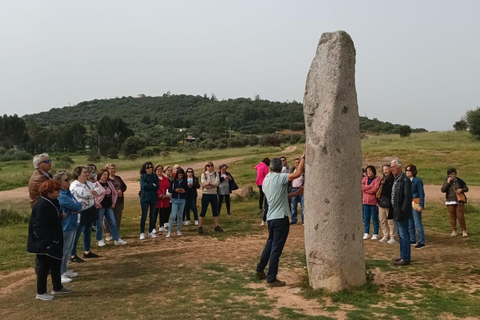 Passeio megalítico e medieval em um sidecar Évora