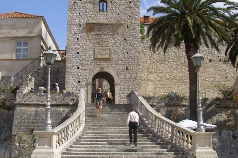 Tagesreise ab Dubrovnik: Halbinsel Pelješac & Insel KorčulaTour auf Englisch