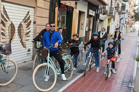 Valencia: Bike Tour, historic center & arts-sciences museum