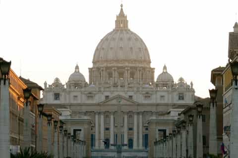 découvrez la rome catholique demijournée visite privée en voiture