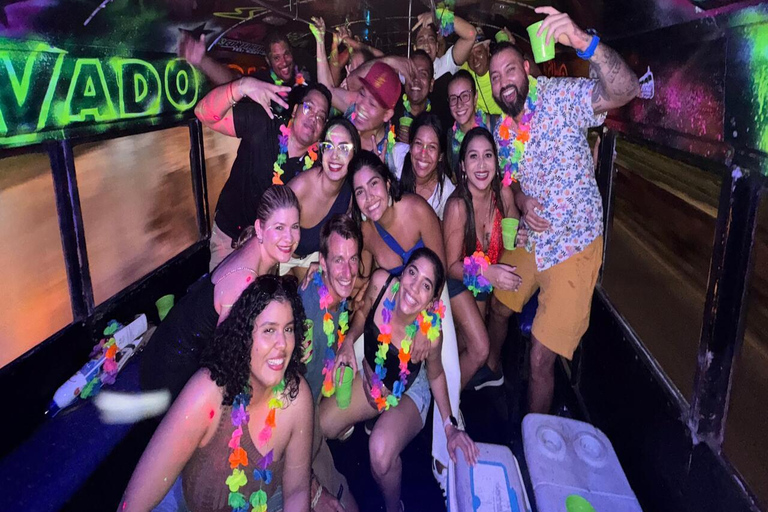 Panama City: Carnival Party Bus with Drinks and DJ Carnival Party Bus: 3-Hour City & Amador Tour with Open Bar