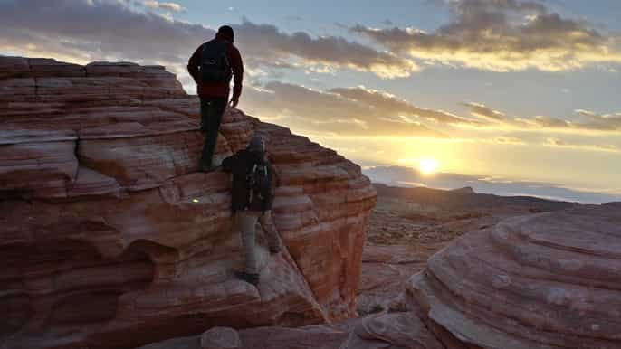 excursão a pé guiada pelo vale do fogo saindo de las vegas