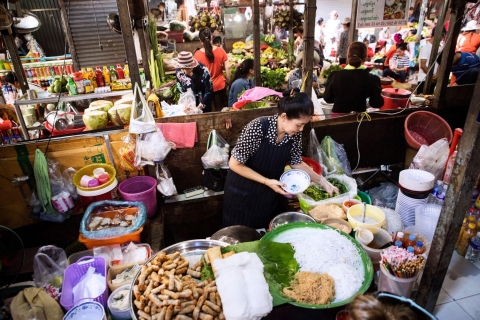 Phnom Penh's Ultimate Food Tour, Drinks & Tuk Tuk Included