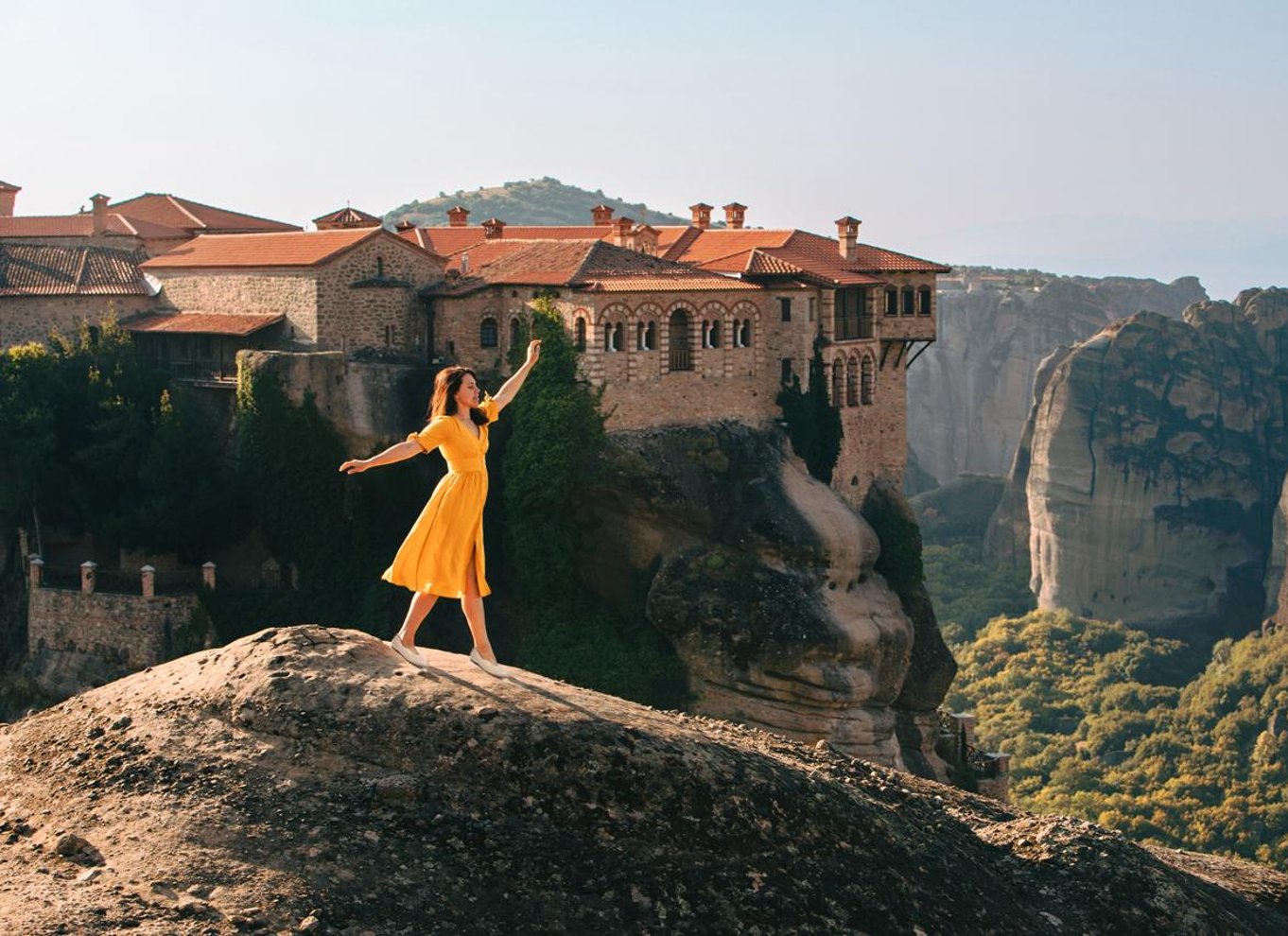 Fra Athen: Dagstur til Meteora med start kl. 9.00, stop ved havet, grotter og frokost