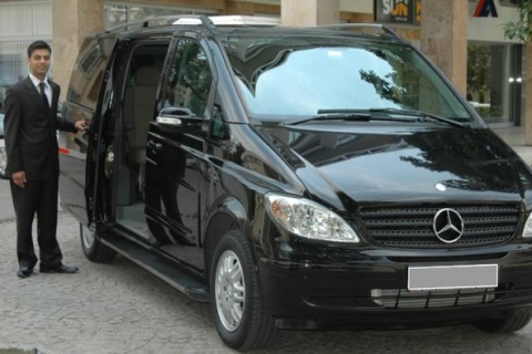 Private Transfer: Sabiha Gokcen Airport to City Hotels