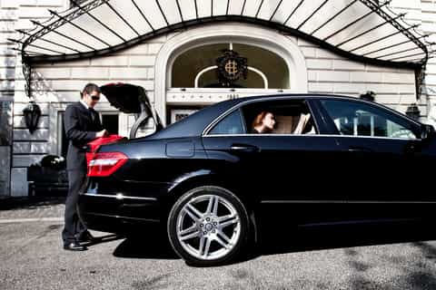Florence Airport to Florence Center 1-Way VIP Transfer