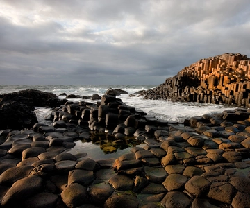 From Belfast: Giant's Causeway Full-Day Guided Tour