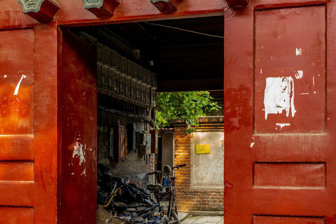 Beijing:Hutong rickshaw ride,Shichahai,Bell and Drum Towers Bell and Drum Towers E-ticket Booking Service