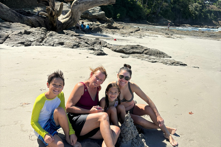 Jaco: Snorkeling Tour with White Sand Beach Visit