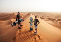 Dubai, Deserto Safari, barbecue, spettacoli, Camel Ride & Sand Boarding - Hizvo