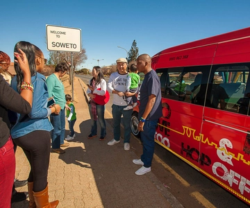 Soweto: Hop-On Hop-Off Bus, City Tour and Apartheid Museum