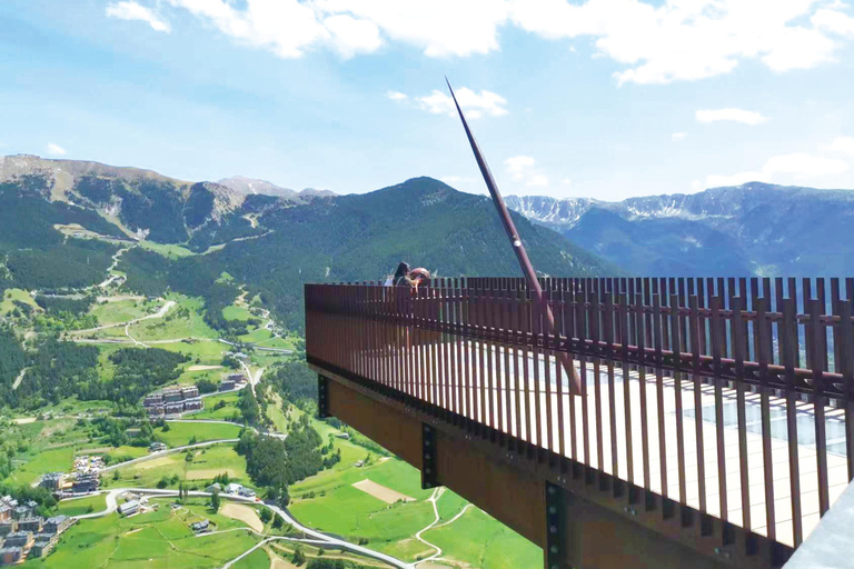 Paris/Barcelona: 7-Day French & Spanish Flavors Coach Tour Joining from Paris on Thursday