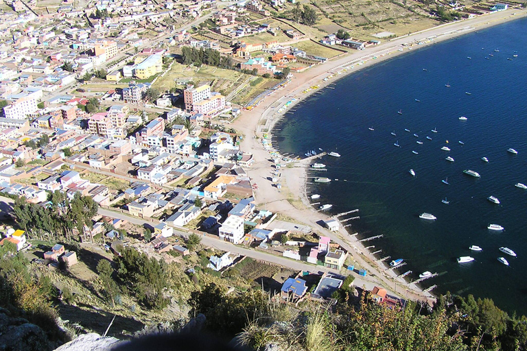 Excursión de un día al Lago Titicaca y Copacabana con almuerzo