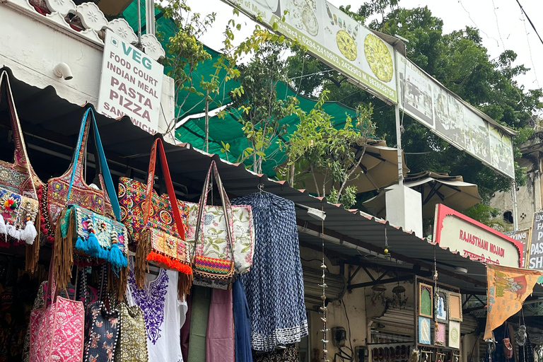 Udaipur: Old City Walking &amp; Foodtour mit einem Einheimischen