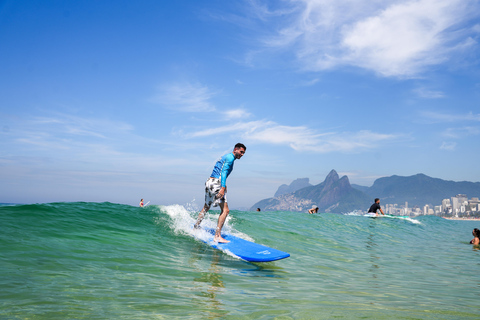 Rio de Janeiro: Surf school with all materials included Surf lessons: Ipanema and Copacabana rivers