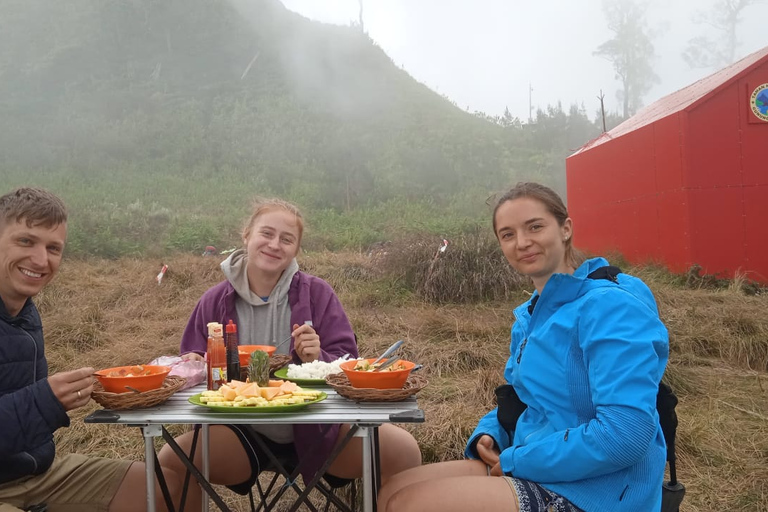 Wandelen van Mt Rinjani 3D/2N naar Summit, Lake, Hotspring