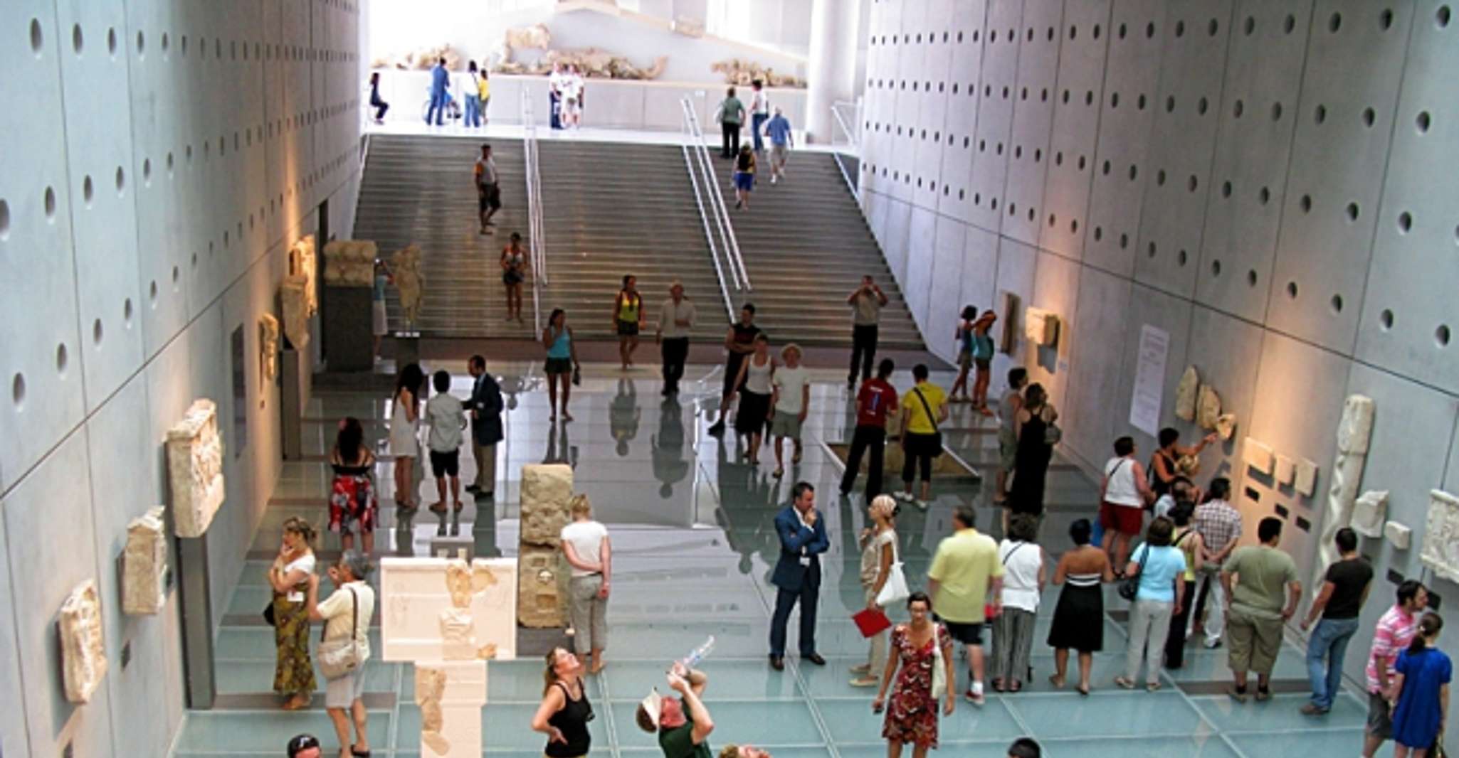 Athens Private Sightseeing Minibus Tour with Lunch