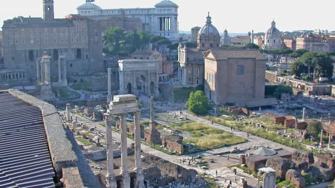 discovering historic rome halfday private tour by car