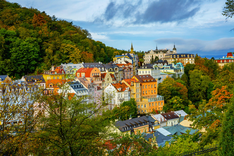 From Prague: Karlovy Vary and Loket Excursion (Optional Castle) Sightseeing Tour in Spanish - WITH ADMISSION