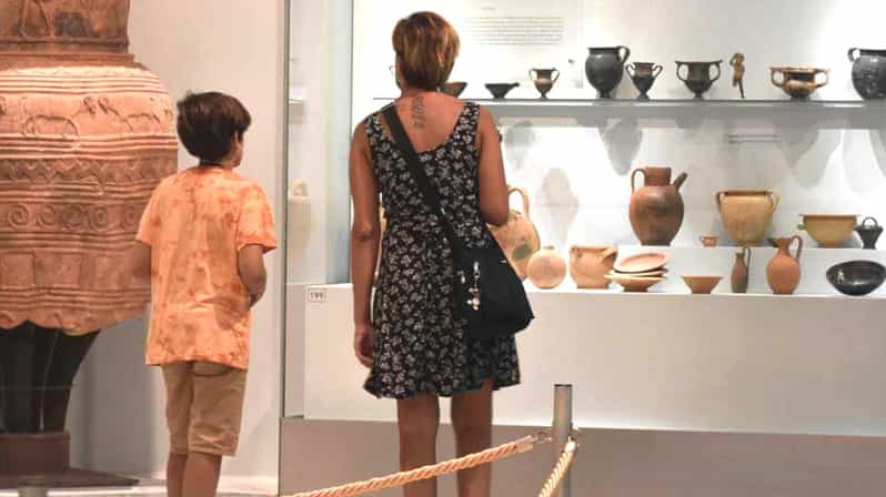 Heraklion: Archaeological Museum Family Game & Tour