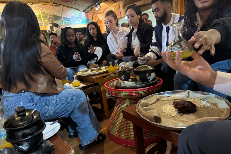 Addis Abeba: Totot Kulturfest &amp; Rhythmusshow mit Abendessen