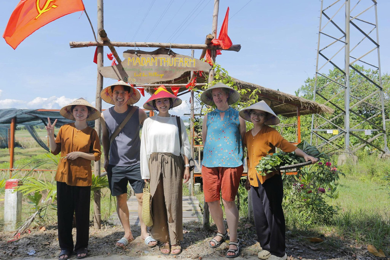 Hue City: Cyclo, Market Tour & Cooking Class at Madam Thu Cooking Class with Pick-up (No Market Visit)