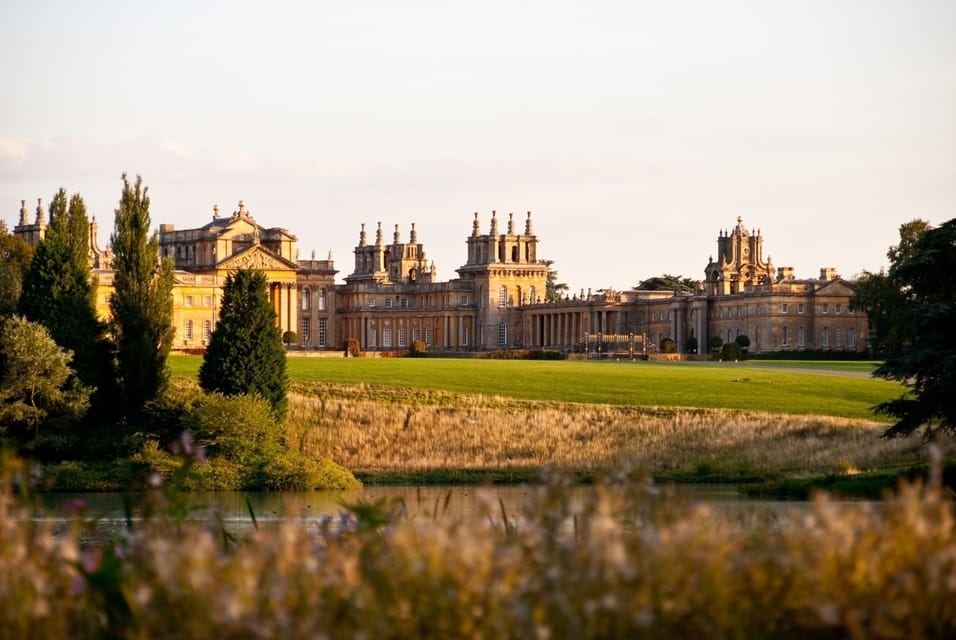 Дворец посетить. Blenheim, Oxfordshire. Грандиозный дворец Бленхейм,. 35. Джон Ванбру. Дворец Бленхейм (Бленим). 1705-1724 Гг.. Дворец Бленхейм растр.