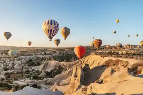 Cappadocia: Panoramic Hot Air Balloon Viewing Tour