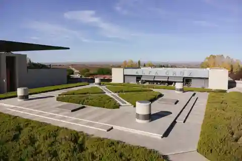 Mendoza: Tour with tasting and lunch High Altitude Wineries