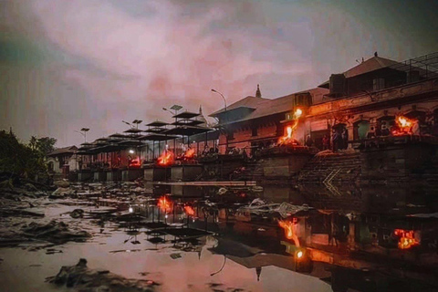 Kathmandu: Pashupatinath Aarati & Cremation Evening Tour