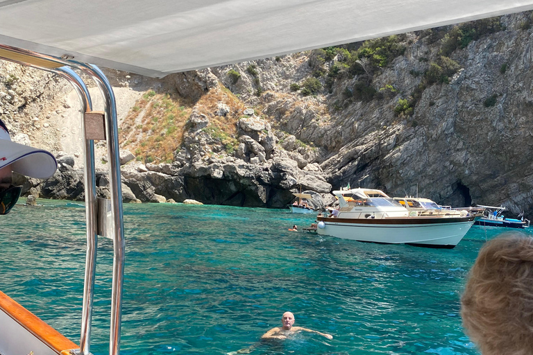 Capri: Small Group Grottoes Cruise Tour with Swim and Limoncello Capri: Small-Group Grottoes Boat Tour with Swim and Limoncello