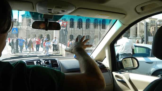 rome fullday sightseeing tour by luxury vehicle