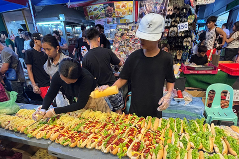 Manila: best shopping districts and Food Parks Guided Tour