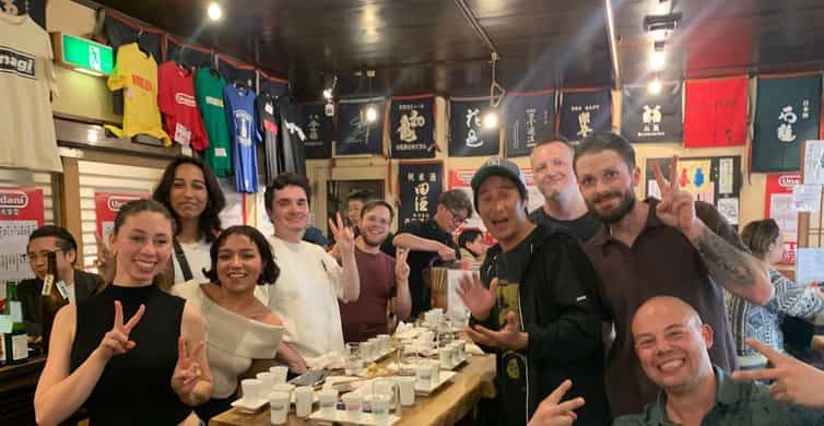 Osaka: Namba Pub Bar Crawl with a Local Guide photo 2