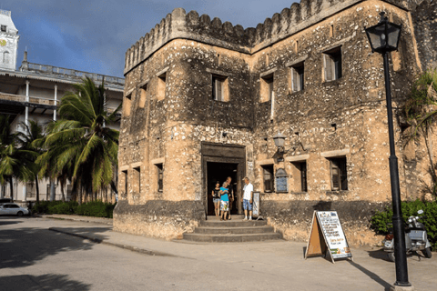 Walking Stone Town Tour + Spice Farm Tour with Guide