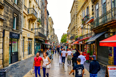 Bordeaux: Tour privato della storia esclusiva con un esperto localeBordeaux: Tour privato ed esclusivo della storia con un esperto locale