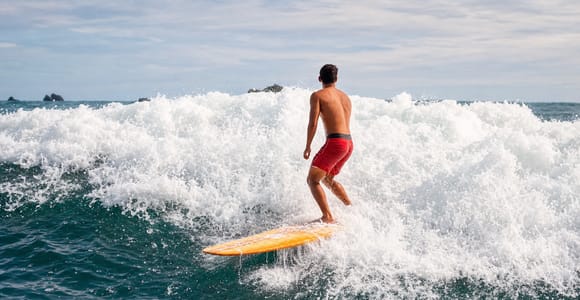 Lombok: Selong Belanak Surf Lesson with Equipment