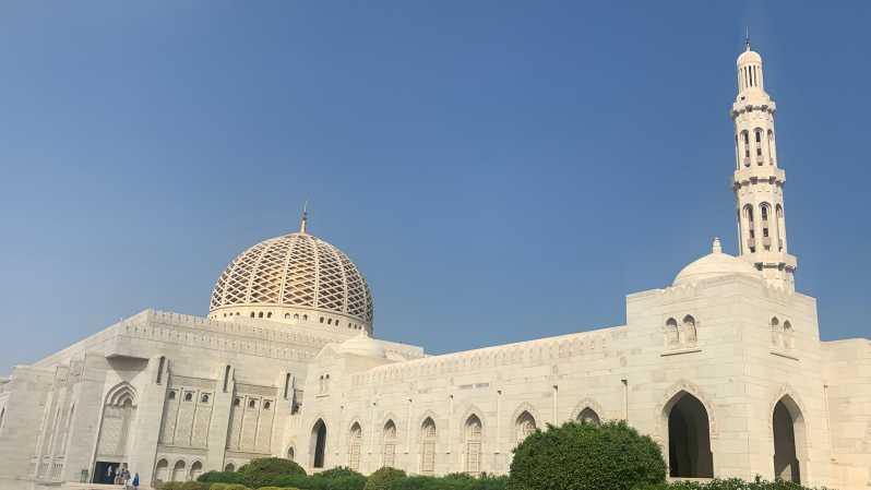 Muscat: Private City Highlights Tour mit Abholung und Rücktransfer