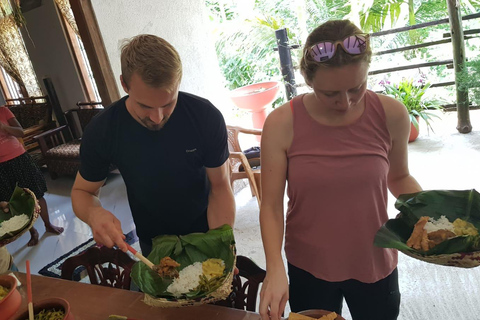 纳克尔斯峰探险和希洛亚村露营 2 日游