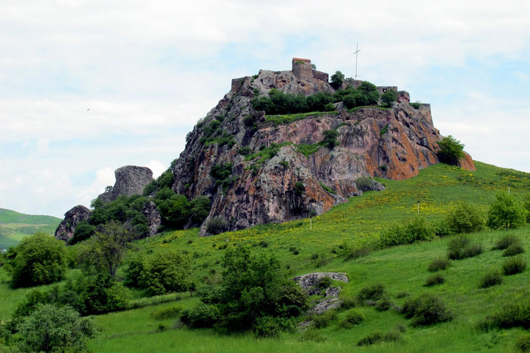 تبليسي: جولة في موقع دمانيسي العائد لعصور ما قبل التاريخ والمدينة القديمة