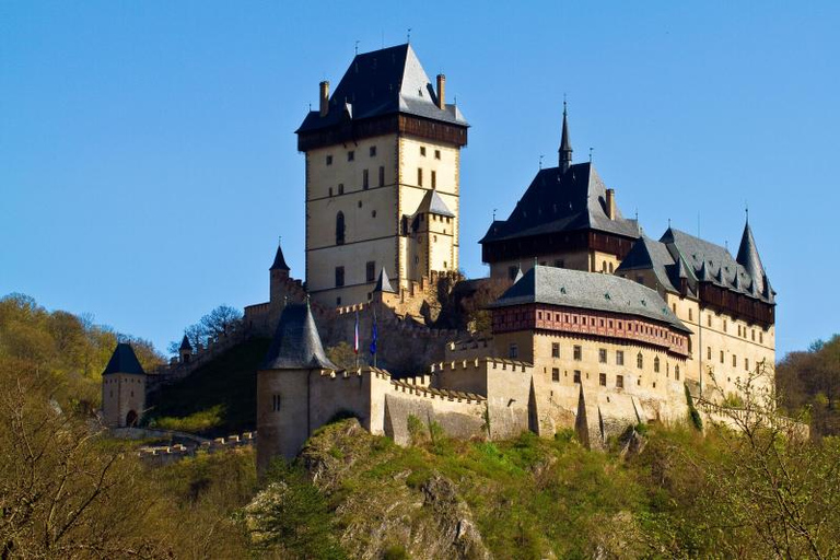 Ab Prag: Burg Karlštejn Ticket und FührungAb Prag: Ausflug zur historischen Burg Karlštejn