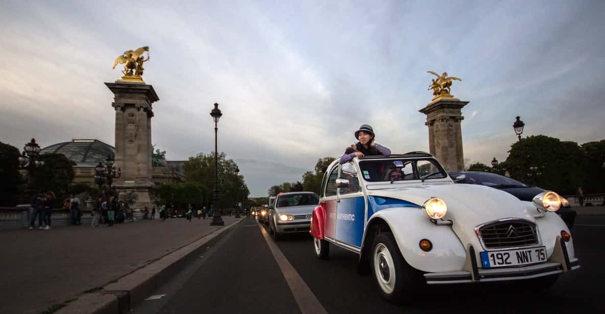 Découvrez Paris de nuit à bord d’une voiture d’époque