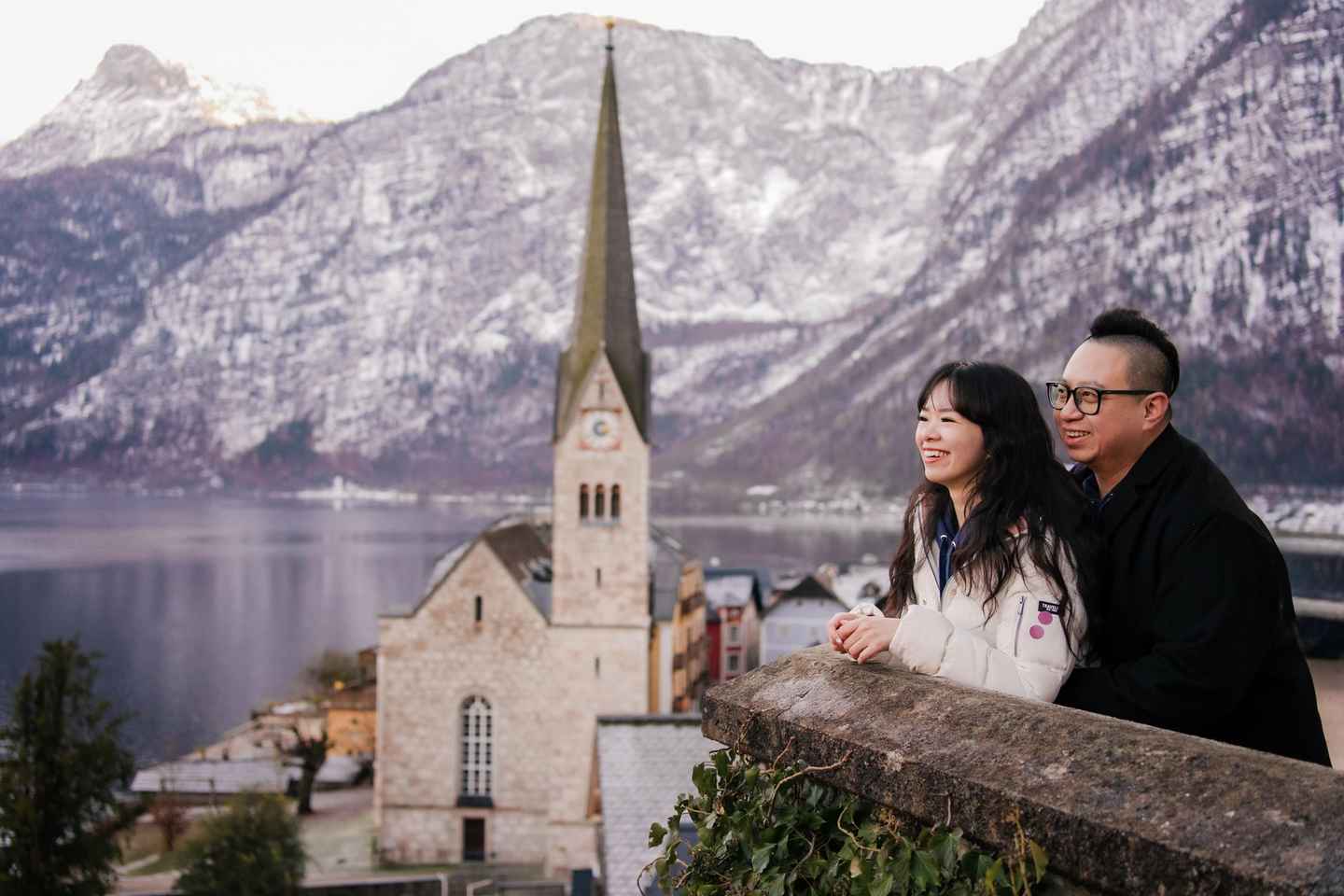 Sesión de fotos privada y profesional de vacaciones en Hallstatt